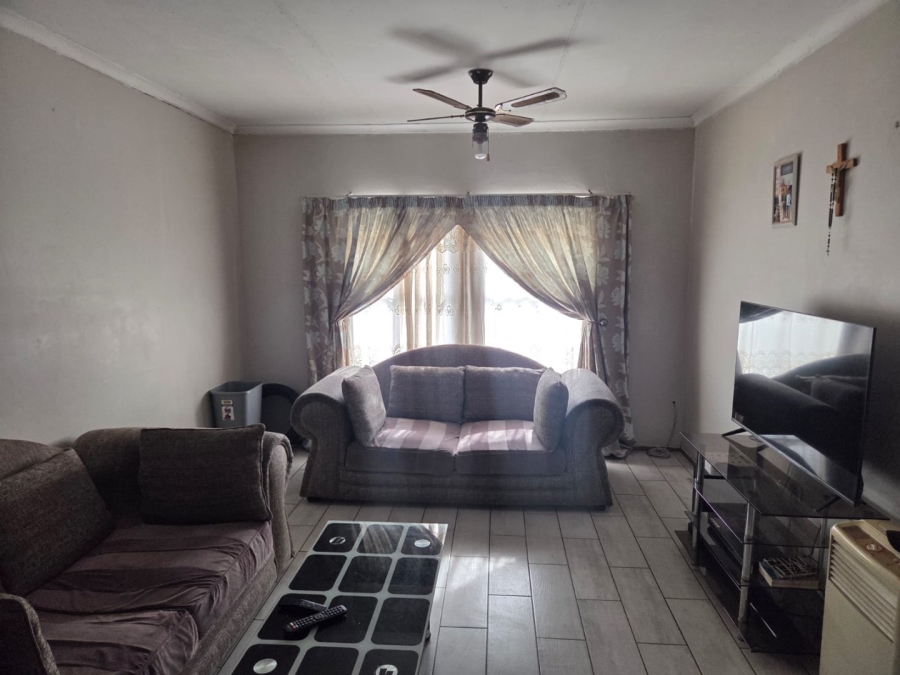 1 Bedroom Property for Sale in Willows Free State